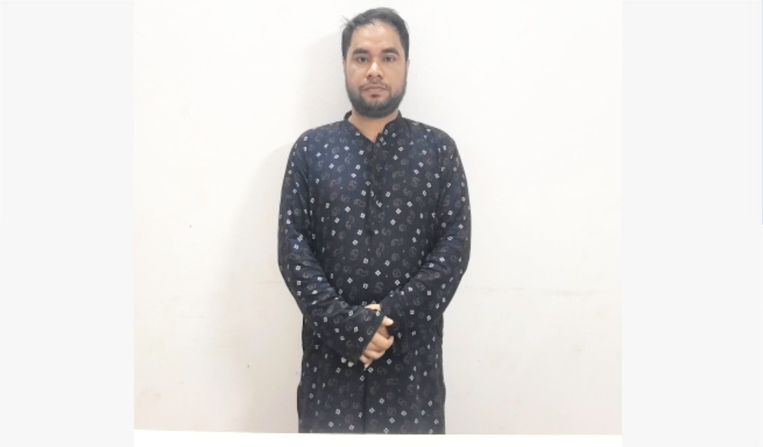 কুমিল্লায় সেনাবাহিনীর অভিযানে হত্যা মামলার আসামি গ্রেফতার