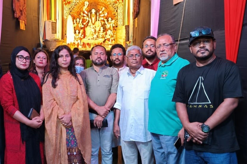 কুমিল্লায় বিভিন্ন পূজা মণ্ডপ পরিদর্শন করেন এনসিপির কেন্দ্রীয় নারী নেত্রী হাফসা জাহান