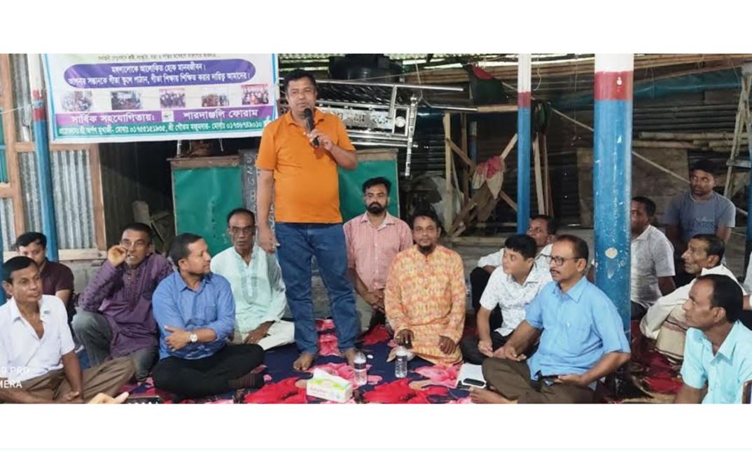 কচুয়ার দোয়াটি মন্দির কমিটির নেতৃবৃন্দের সাথে সাবেক ইউপি চেয়ারম্যানের মতবিনিময়