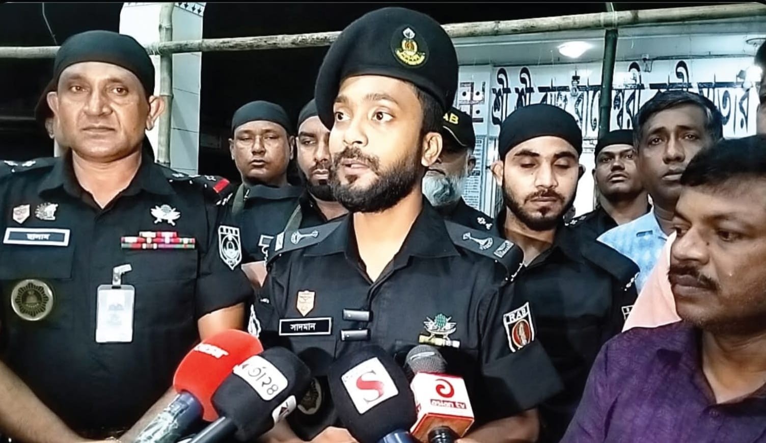 দুর্গাপূজা ঘিরে কুমিল্লা জেলায় জোরদার নিরাপত্তা ব্যবস্থা: র‍্যাবের কোম্পানি কমান্ডার মেজর সাদমান